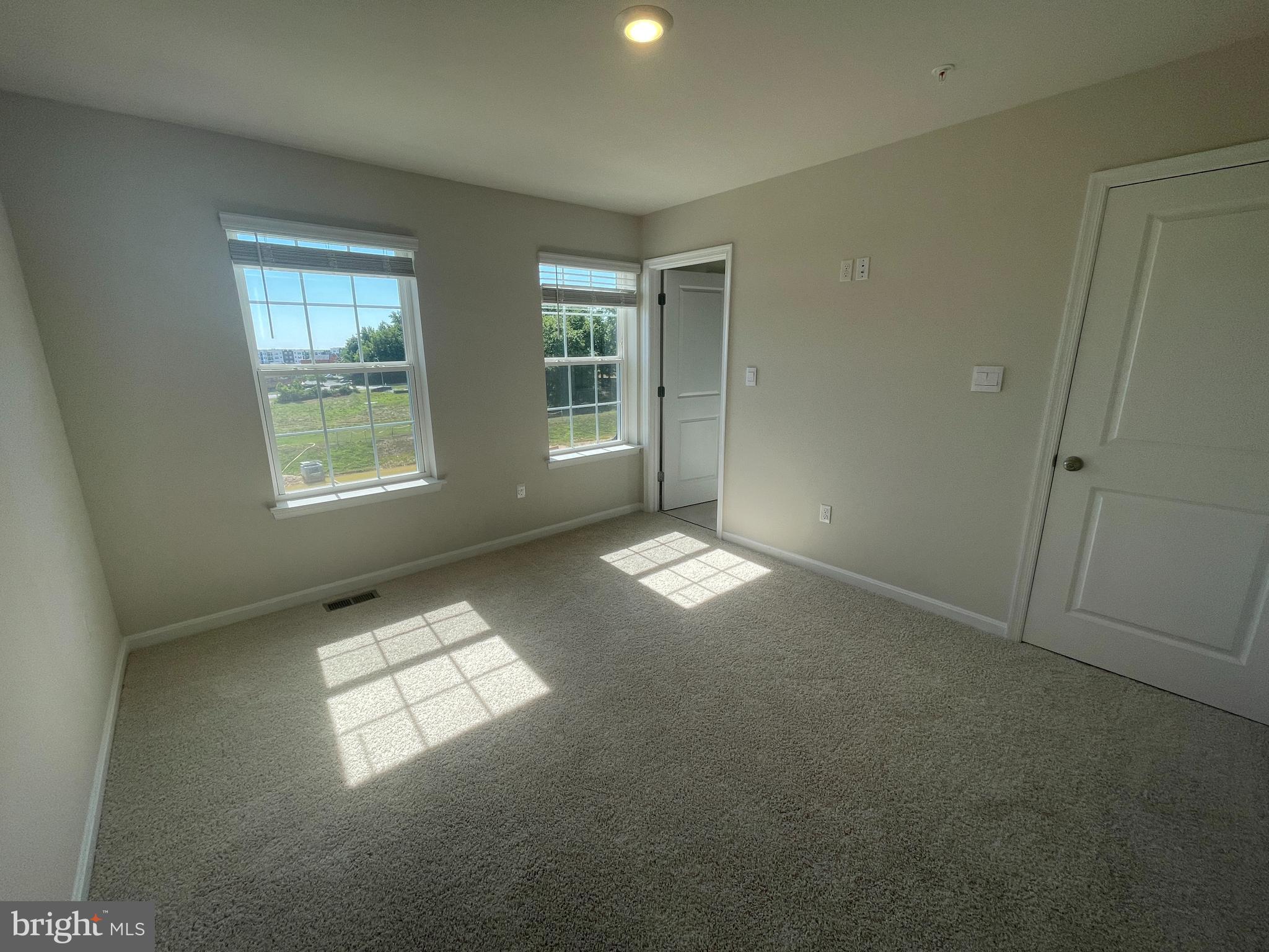 26 Axios Way Rosedale, MD 21237 - Photo 40 of 51 Primary Suite