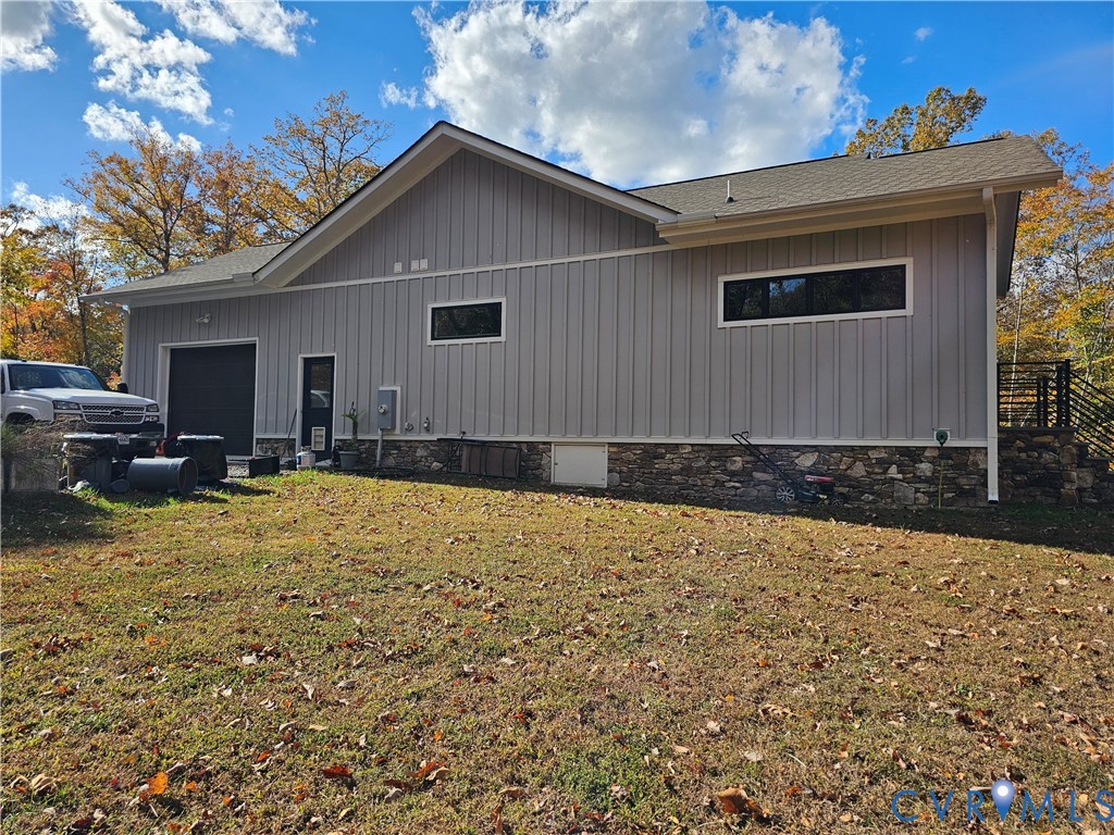 33051 Walnut Grove Farm Lane Hanover, VA 23069 - Photo 4 of 50 a house view with swimming pool in front of it