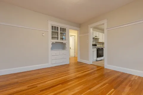 $1,239,000 | 257 Belgrade Avenue, Boston, MA 02131