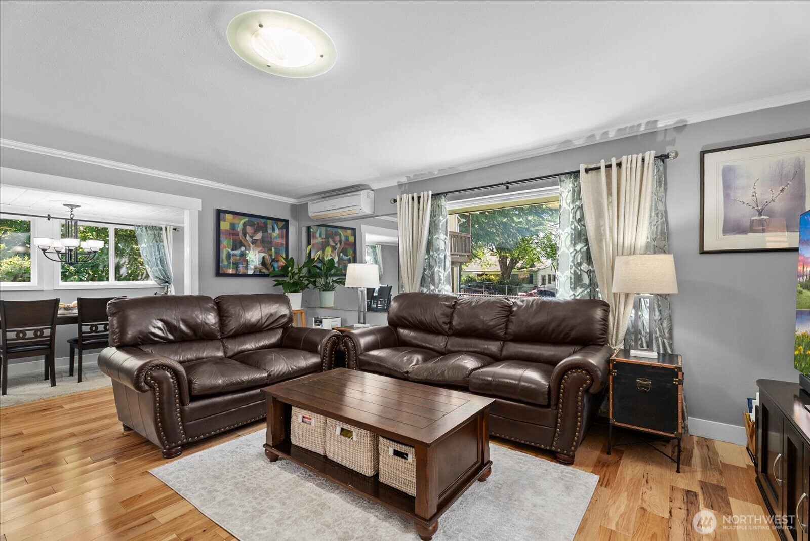 4240 South Rose Street Seattle, WA 98118 - Photo 7 of 26