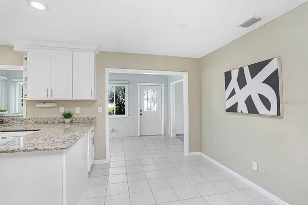 $1,950 | 2306 Lancaster Drive, Unit 2306, Sun City Center, FL 33573