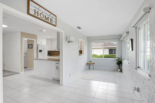 $1,950 | 2306 Lancaster Drive, Unit 2306, Sun City Center, FL 33573