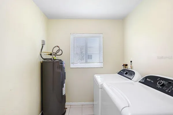 $1,950 | 2306 Lancaster Drive, Unit 2306, Sun City Center, FL 33573