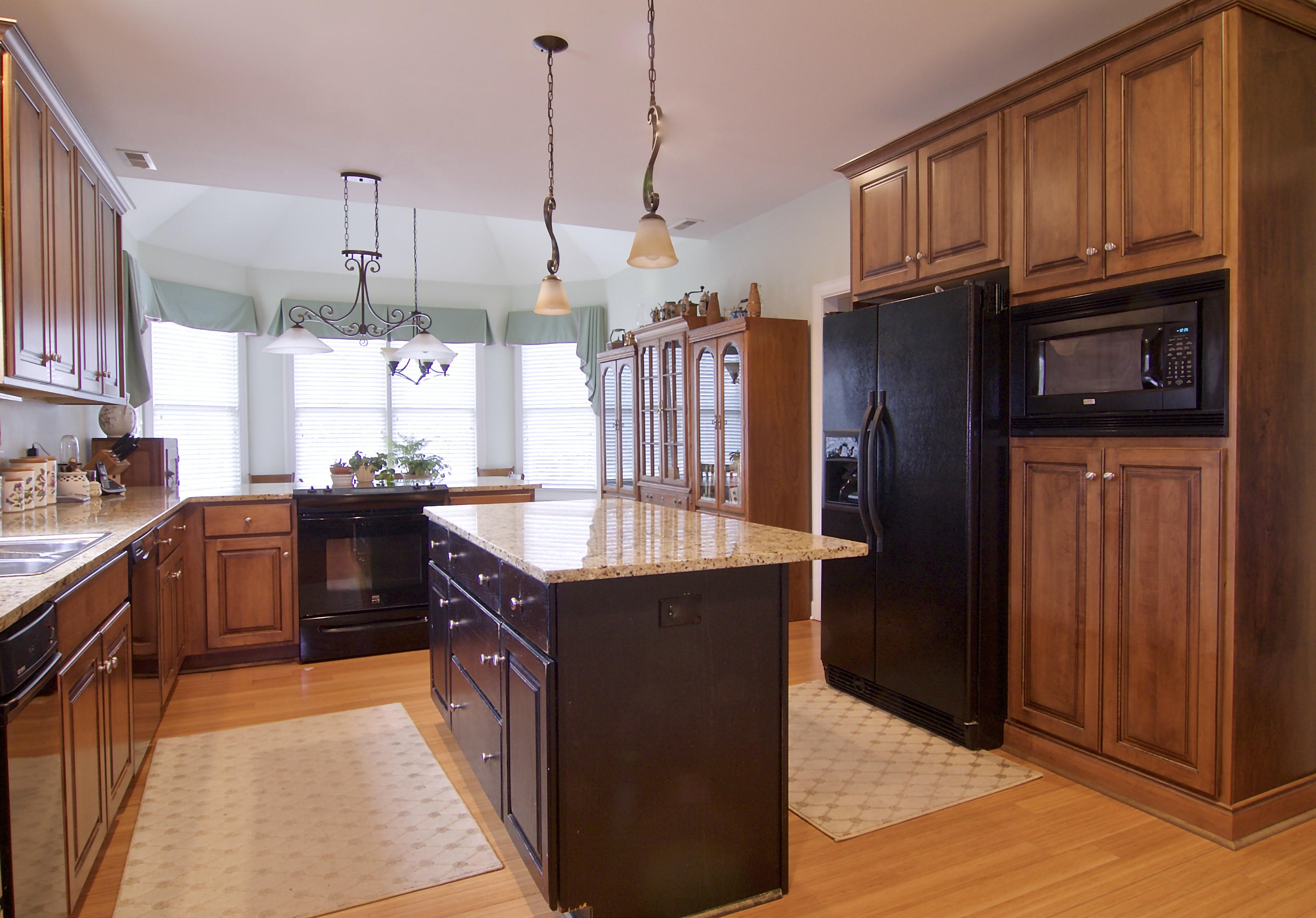 47 Richmond Road Foxfire, NC 27281 - Photo 10 of 23 47 Richmond Kitchen 3