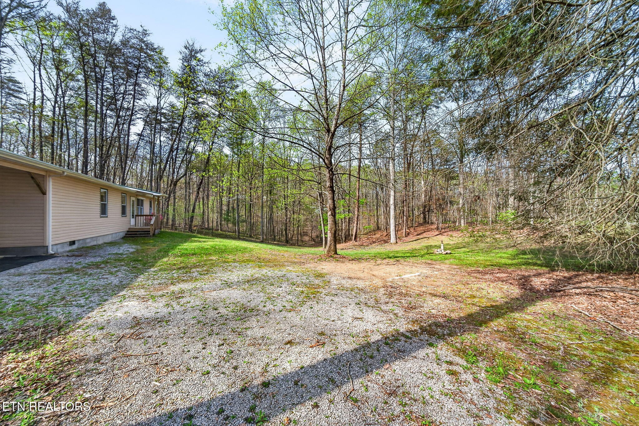 4067 Blaylock Road Crossville, TN 38572 - Photo 3 of 17