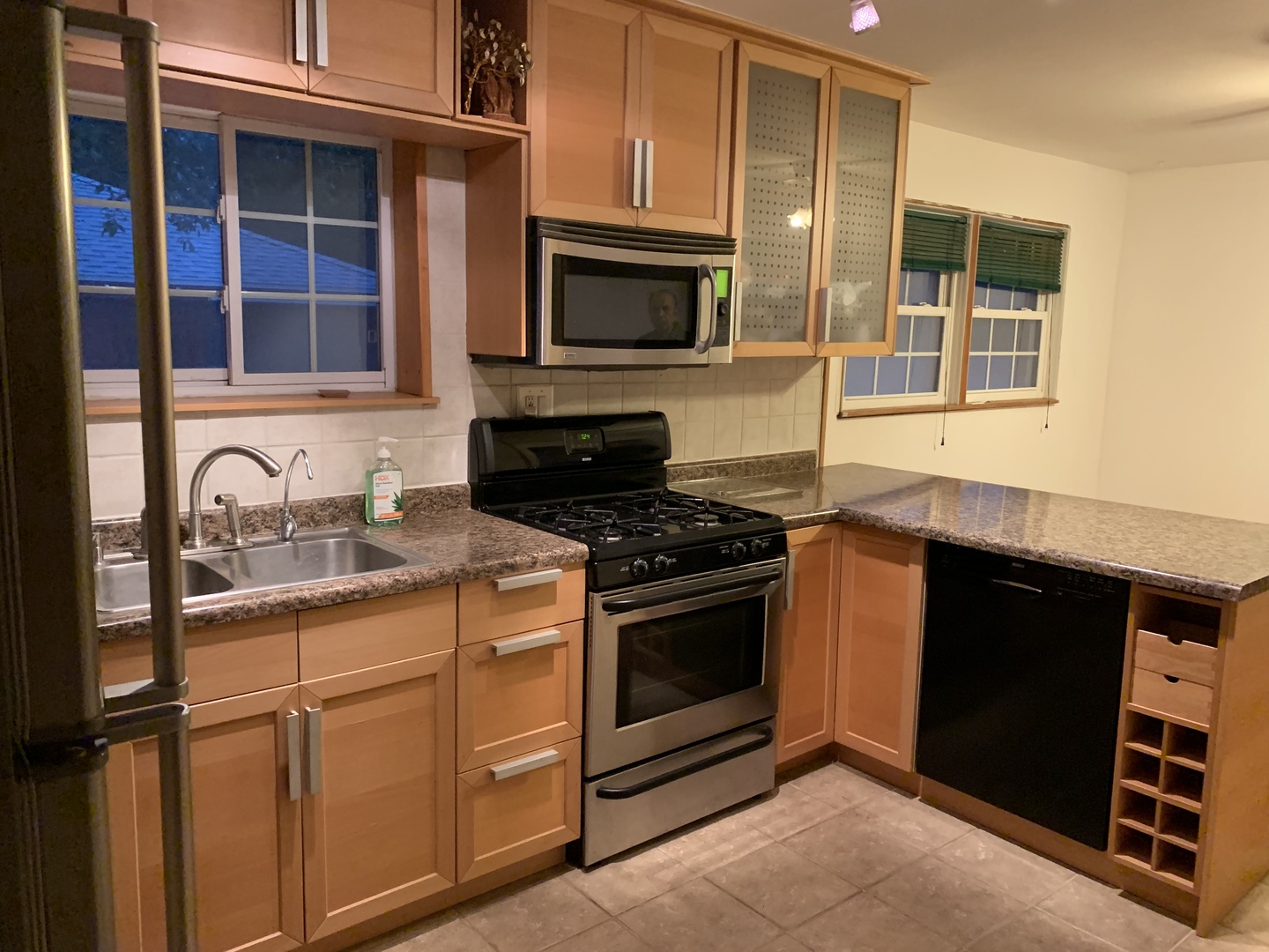 4N130 Swift Road Addison, IL 60101 - Photo 9 of 14