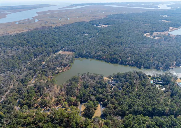 $669,900 | 160 Harris Lane, St. Simons Island, GA 31522