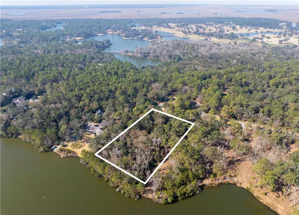 $669,900 | 160 Harris Lane, St. Simons Island, GA 31522