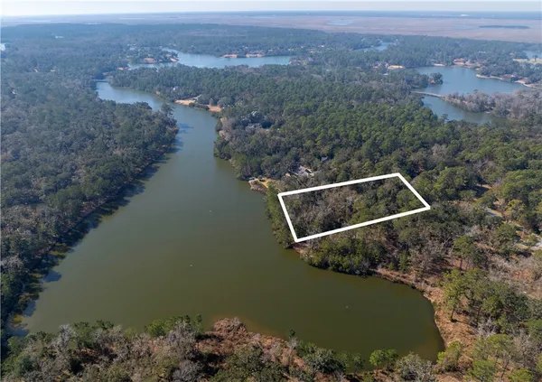 $669,900 | 160 Harris Lane, St. Simons Island, GA 31522