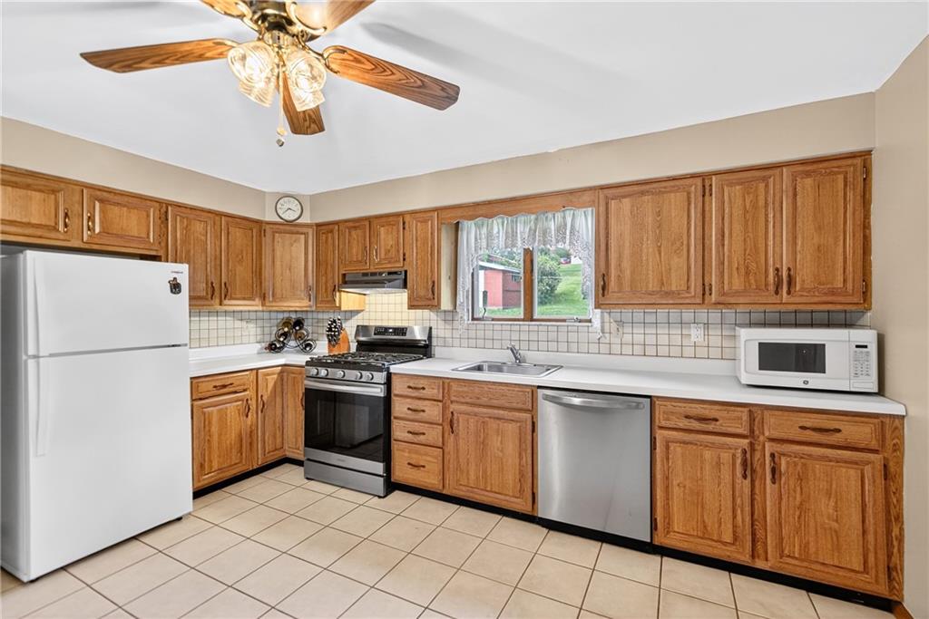 5 Saw Mill Road Finleyville, PA 15332 - Photo 12 of 47 Gallery Image 12