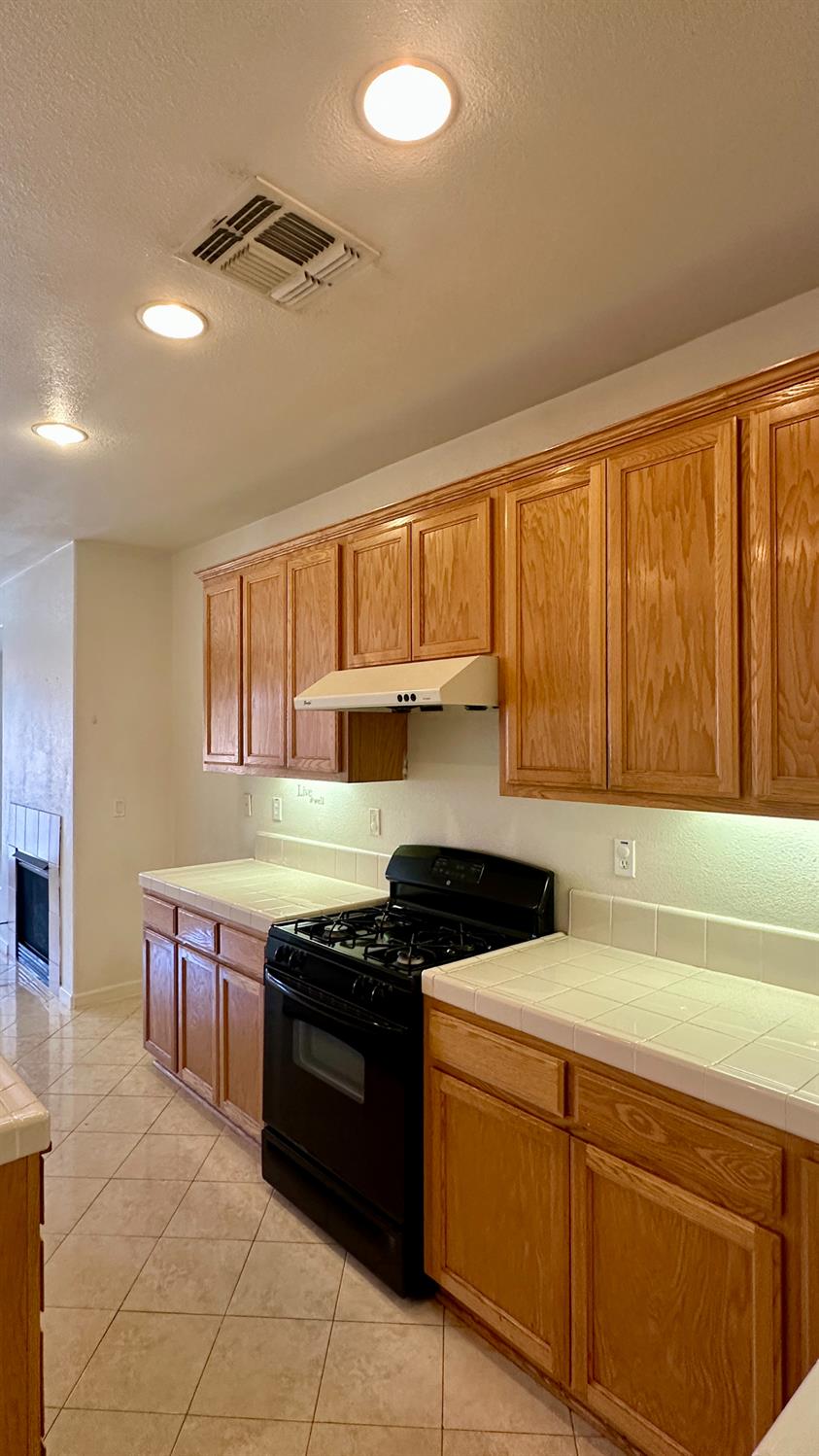 15799 Grayson Road Lathrop, CA 95330 - Photo 19 of 43 Gallery Image 19