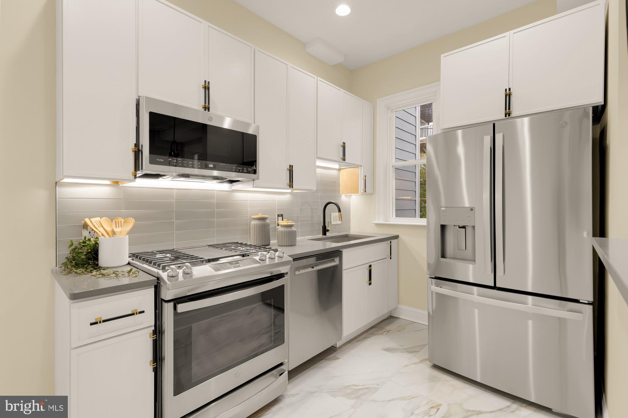 4519 15th Street Northwest Washington, DC 20011 - Photo 8 of 32