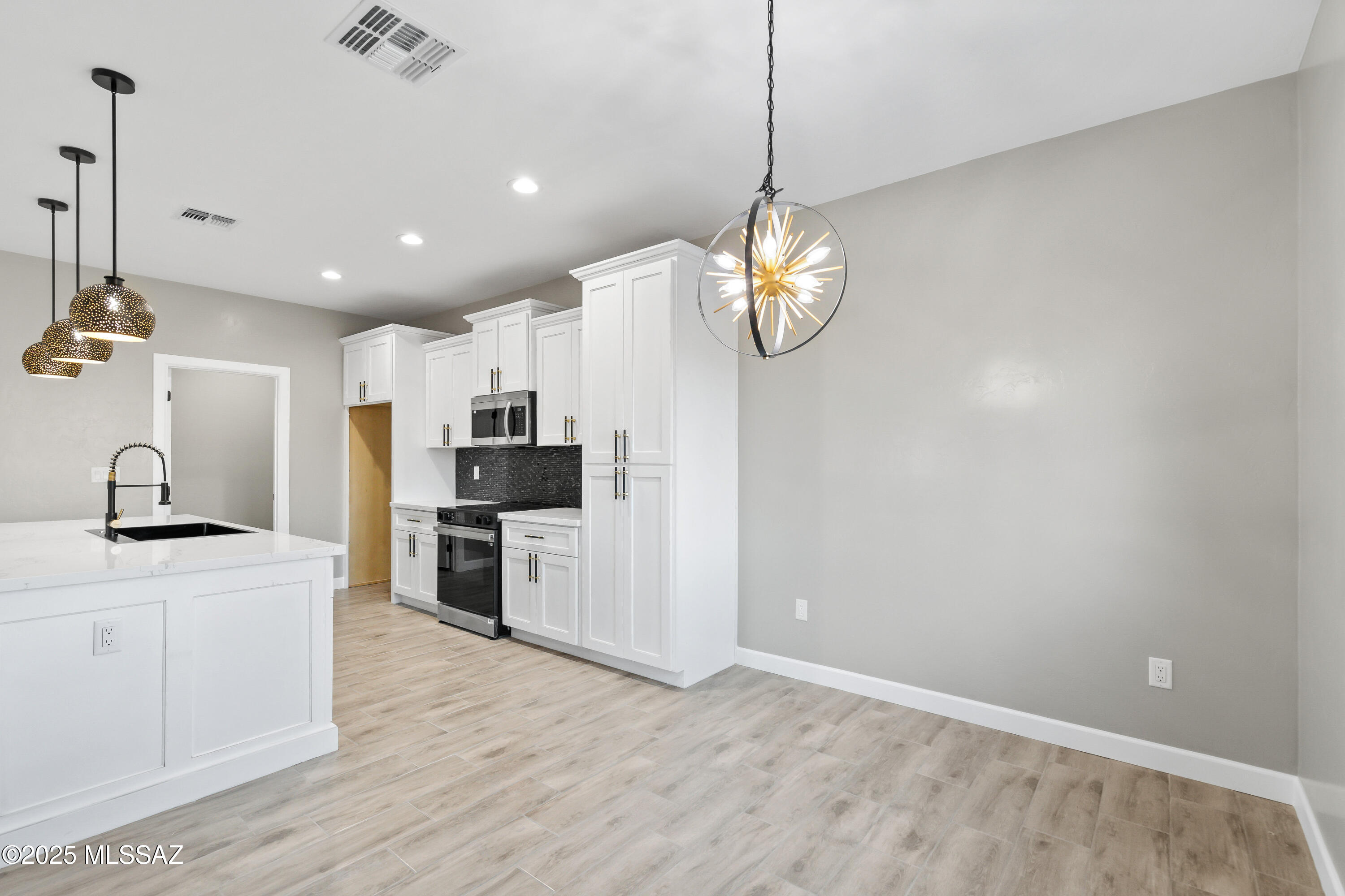 1838 Fortis Court Rio Rico, AZ 85648 - Photo 15 of 38