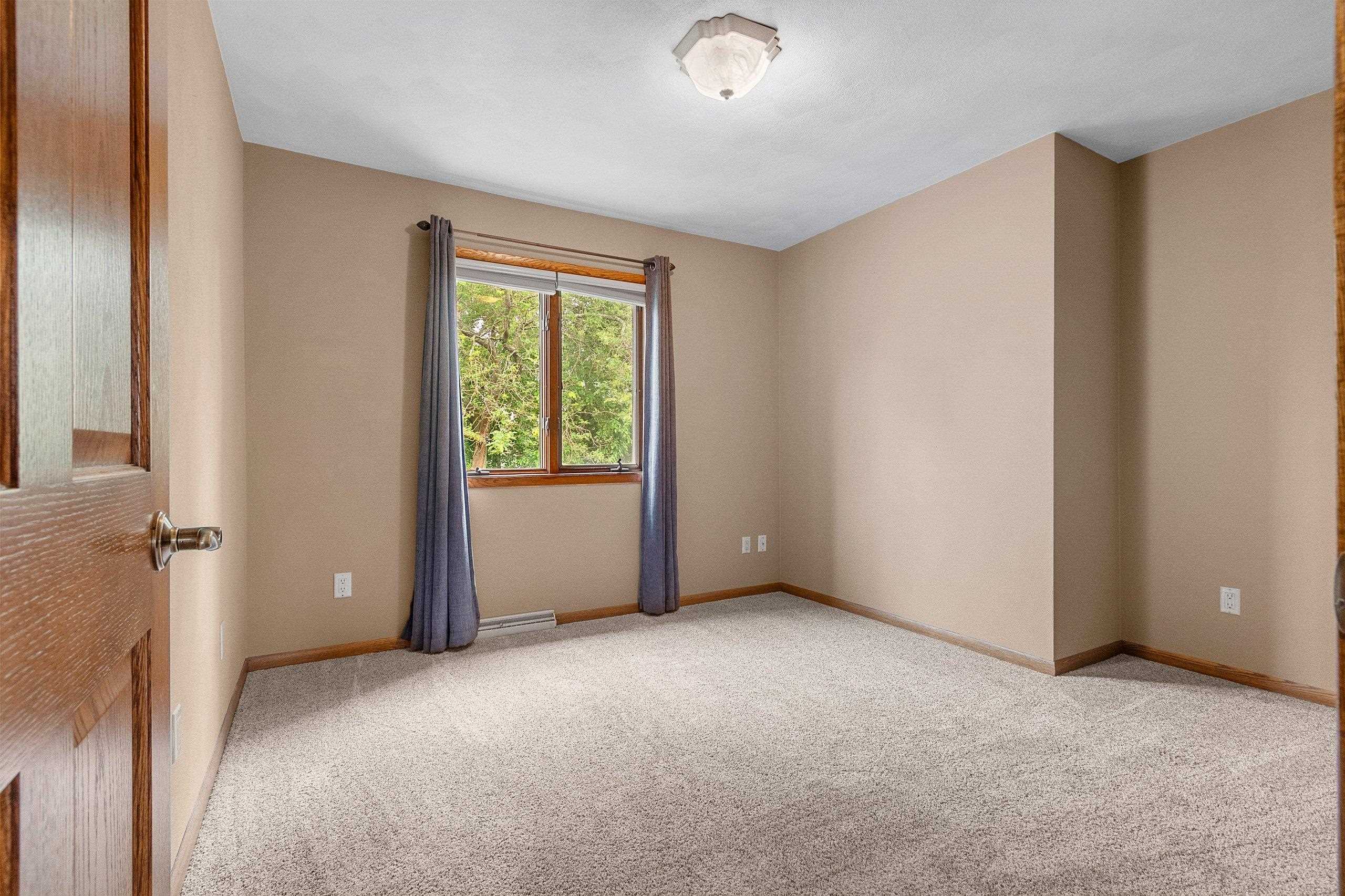 151 Harrys Gateway Appleton, WI 54914 - Photo 34 of 78