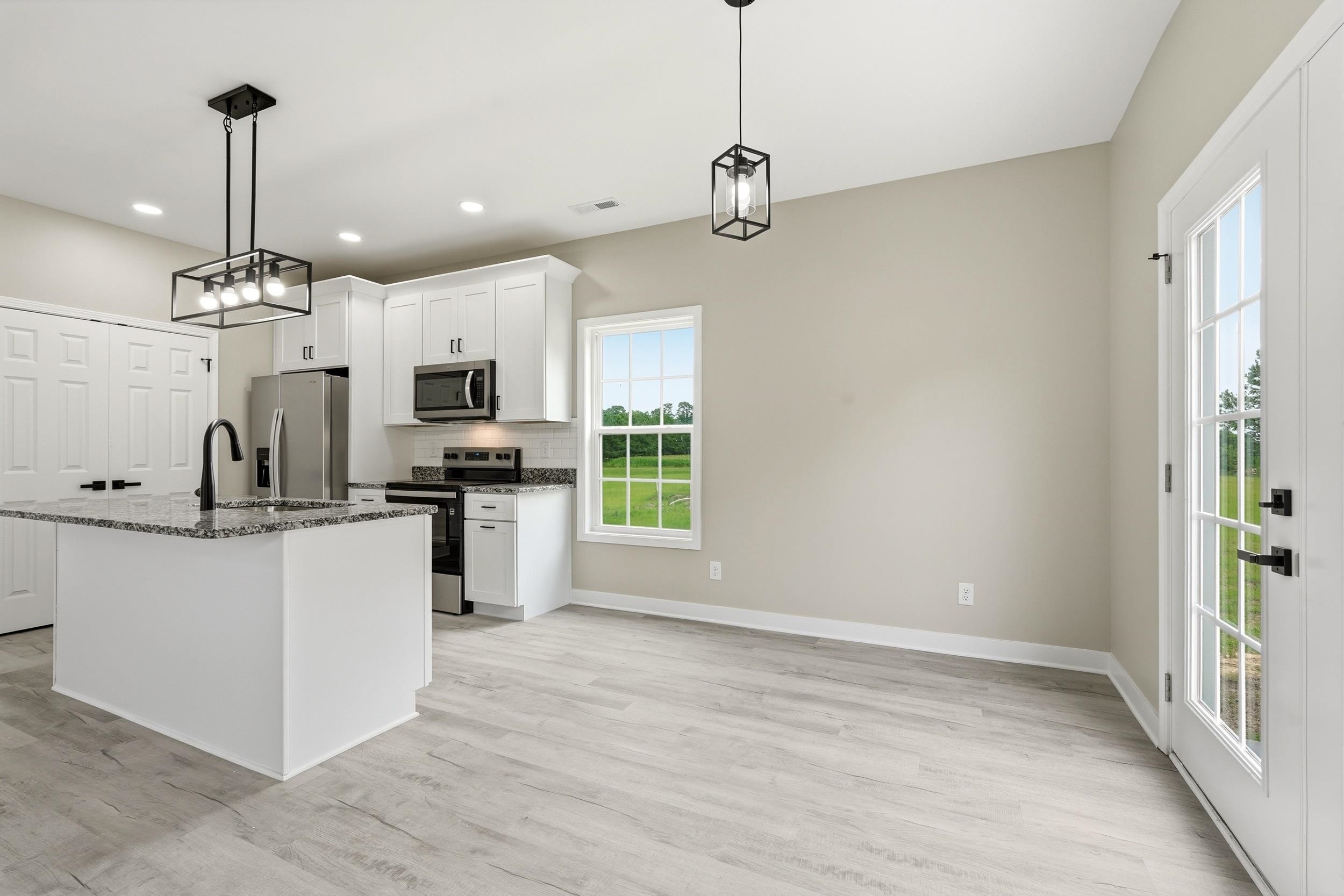 5824 Antioch Road Conway, SC 29527 - Photo 9 of 32