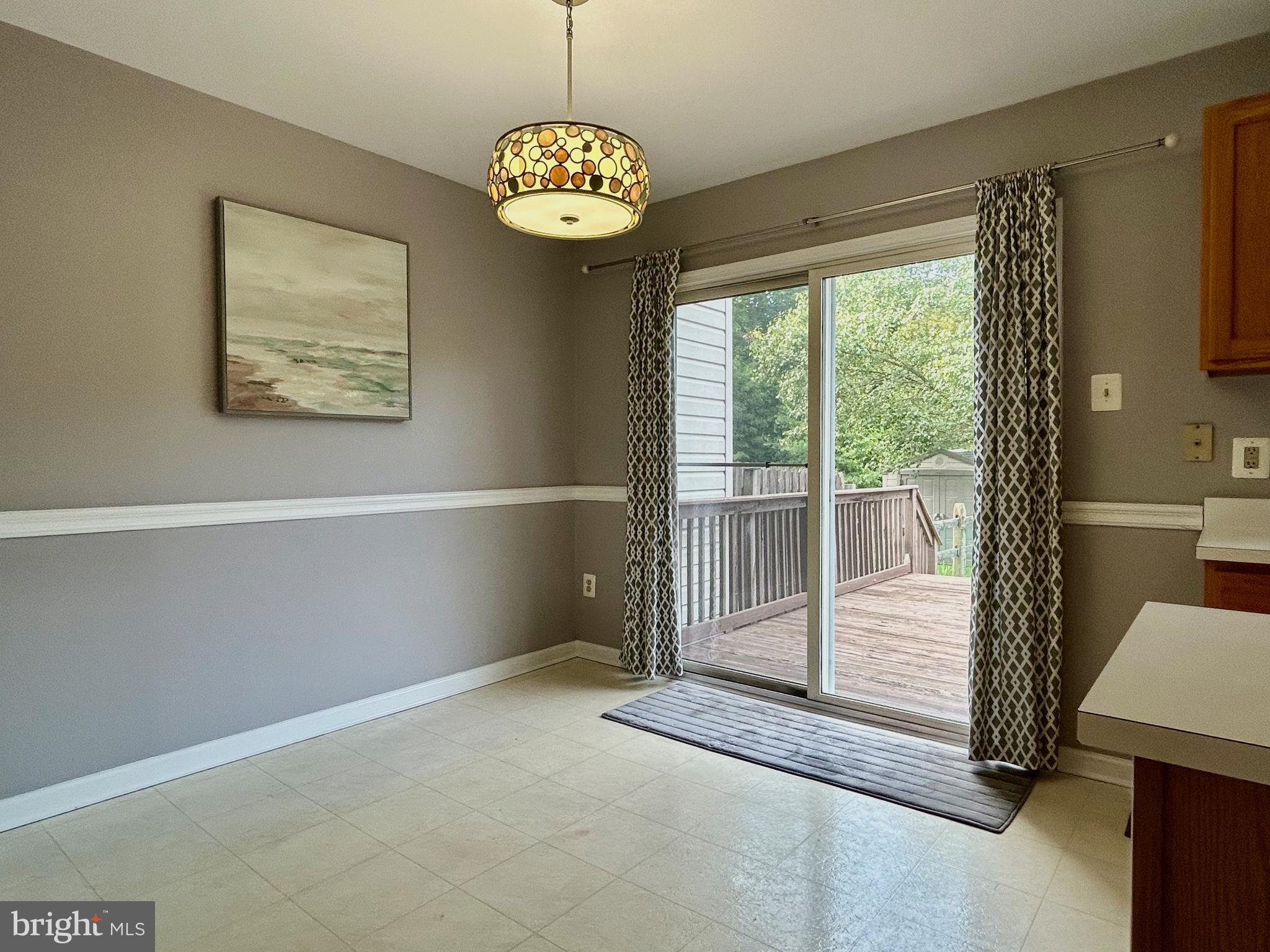 55 Alexis Drive Newark, DE 19702 - Photo 9 of 27 a view of an empty room with a window