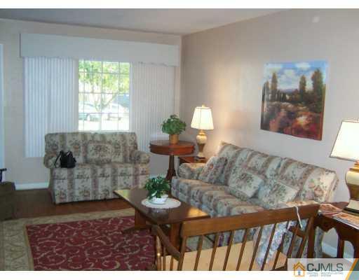 30 Ferris Road Edison, NJ 08817 - Photo 6 of 6