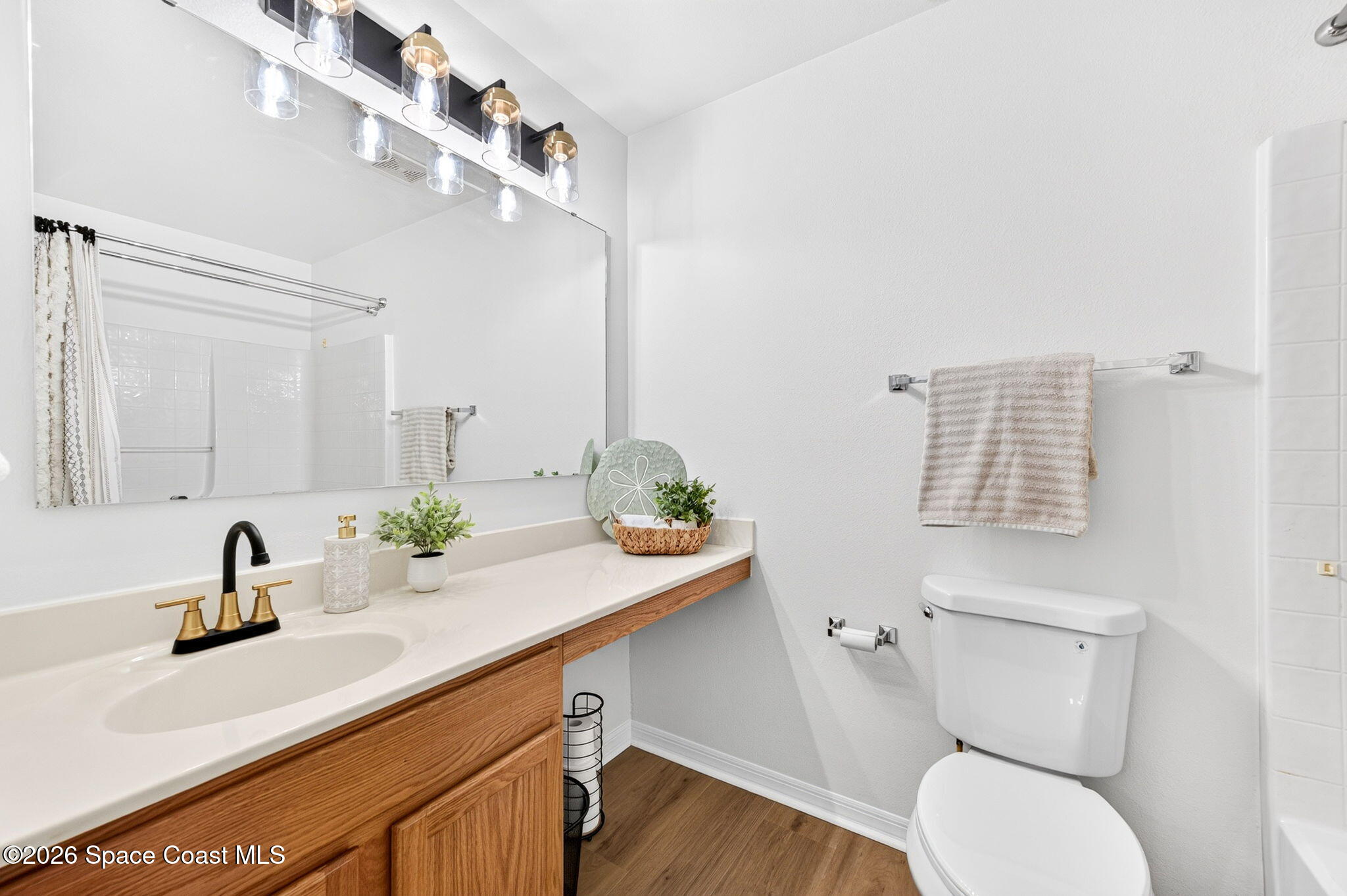 6392 Hudson Road Cocoa, FL 32927 - Photo 25 of 36 Hall Bath