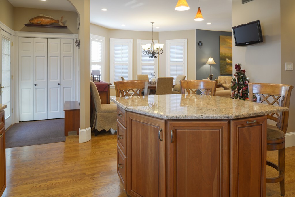 11 Stearns Street Swampscott, MA 01907 - Photo 12 of 26