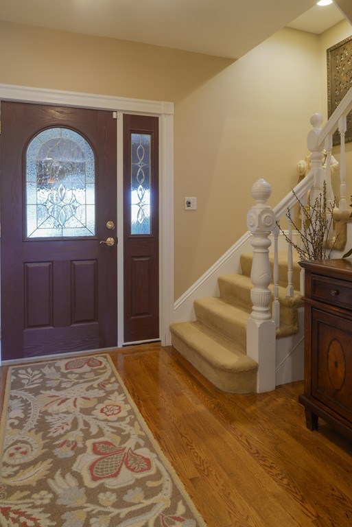 11 Stearns Street Swampscott, MA 01907 - Photo 2 of 26
