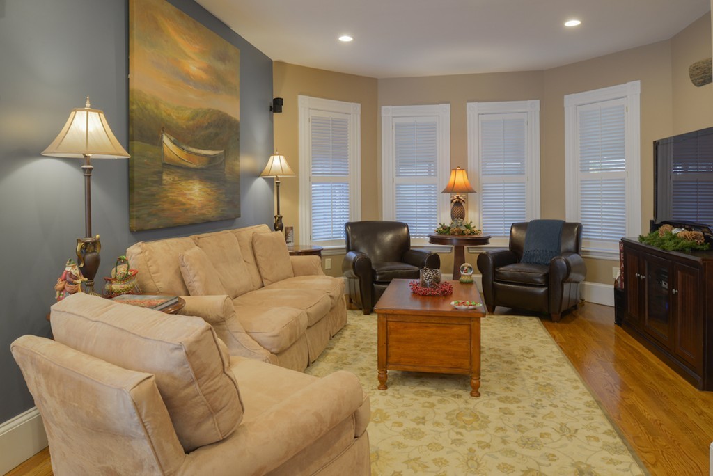 11 Stearns Street Swampscott, MA 01907 - Photo 3 of 26