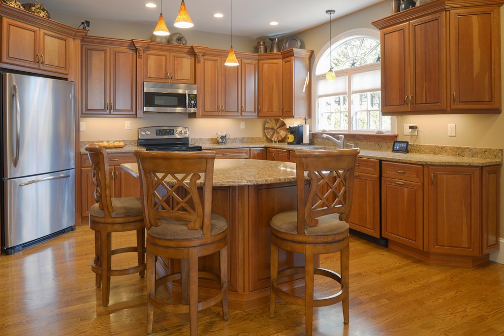 11 Stearns Street Swampscott, MA 01907 - Photo 10 of 26