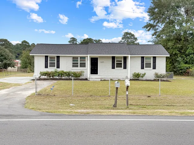 $164,999 | 1609 Cannon Bridge Road, Cordova, SC 29039