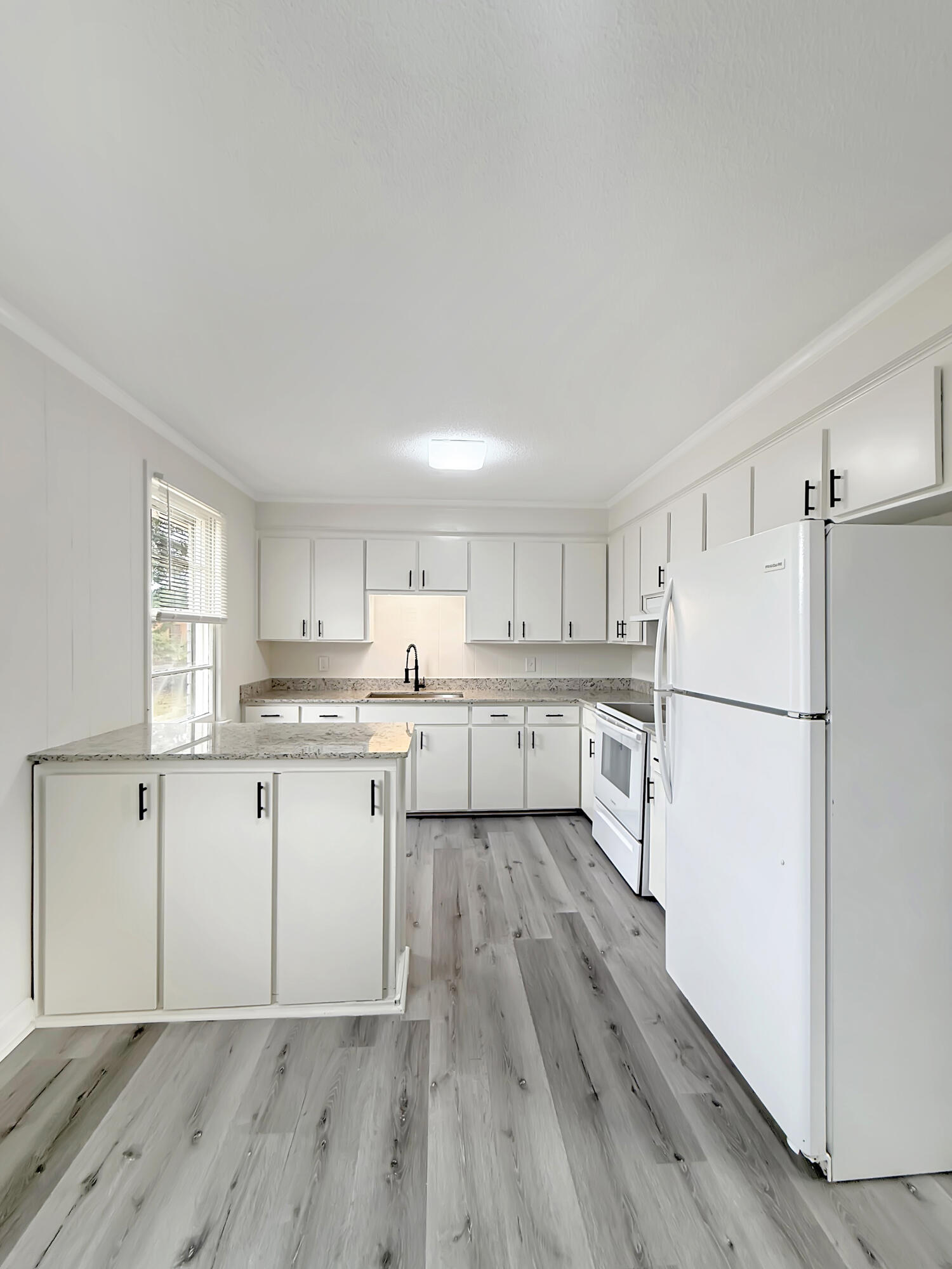 1609 Cannon Bridge Road Cordova, SC 29039 - Photo 13 of 30 IMG_0064