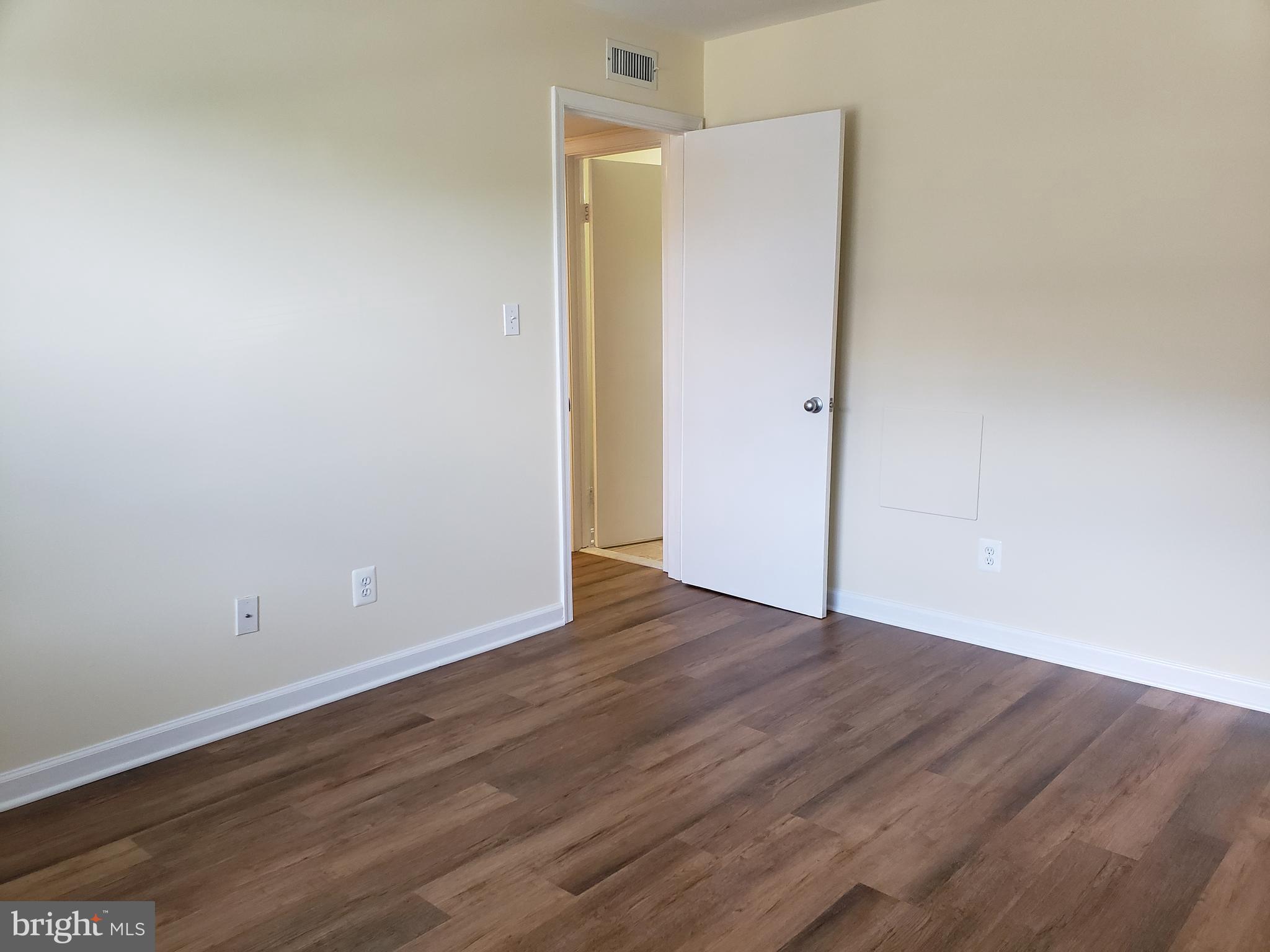 1706 Ascot Way, Unit B Reston, VA 20190 - Photo 11 of 31 Bedroom