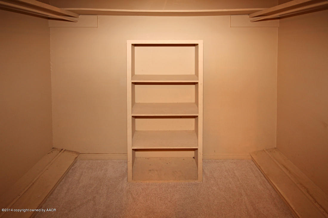 7203 Elmhurst Road Amarillo, TX 79106 - Photo 20 of 30 a view of an empty room