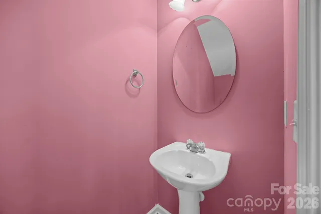 $325,000 | 4721 David Cox Road, Charlotte, NC 28269