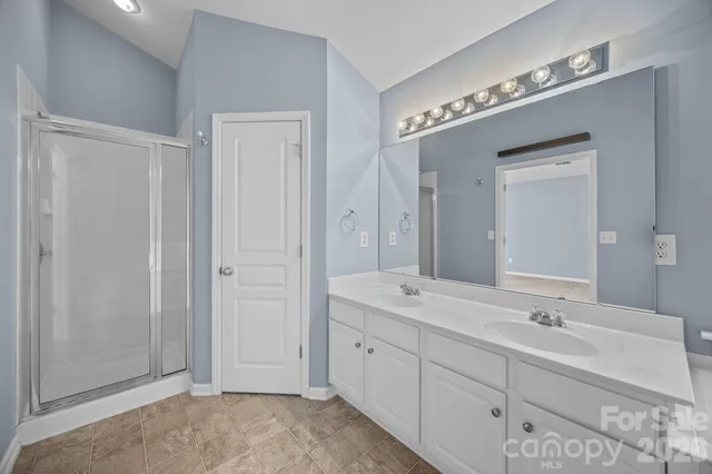 $325,000 | 4721 David Cox Road, Charlotte, NC 28269