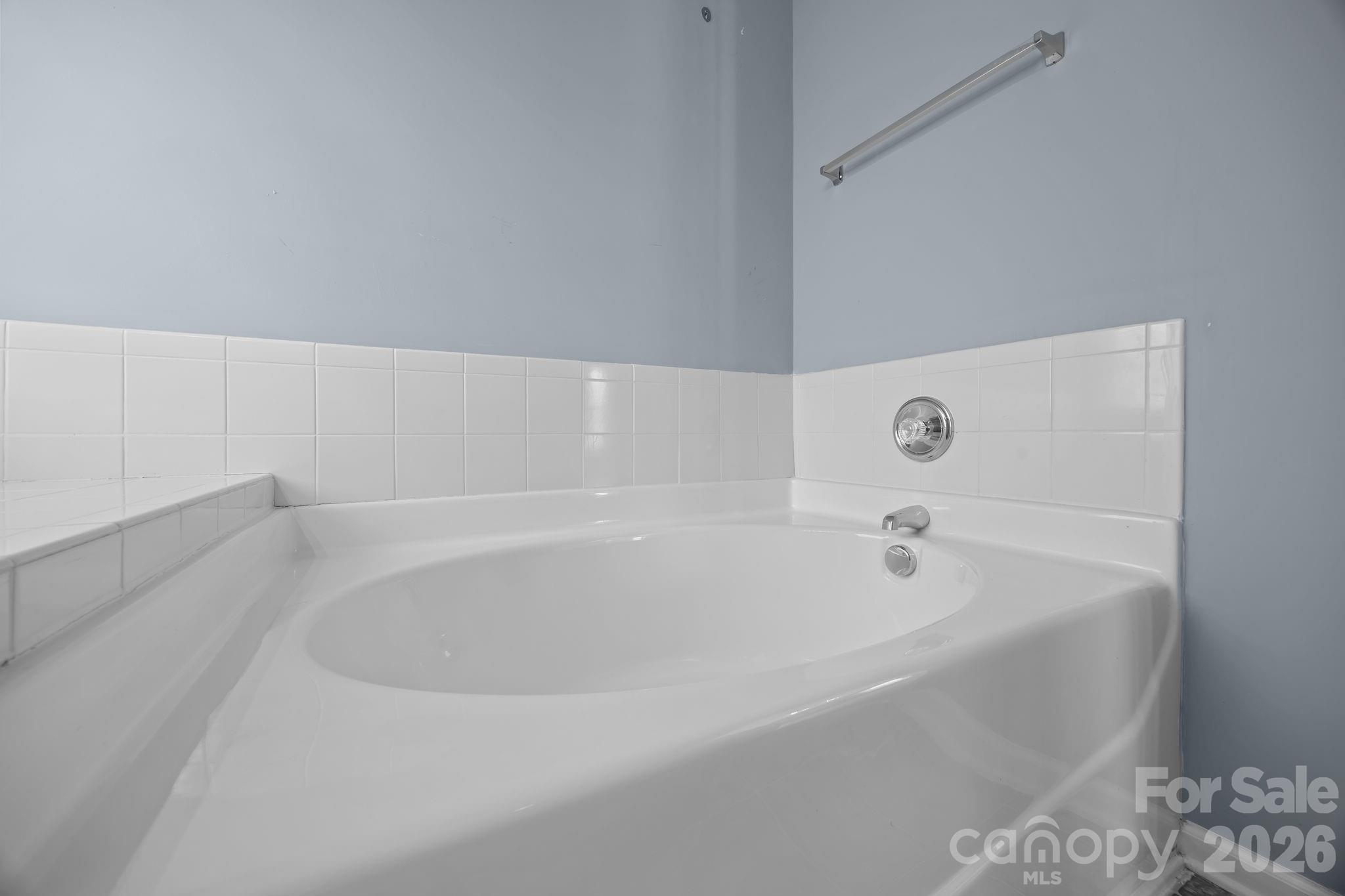 4721 David Cox Road Charlotte, NC 28269 - Photo 25 of 46