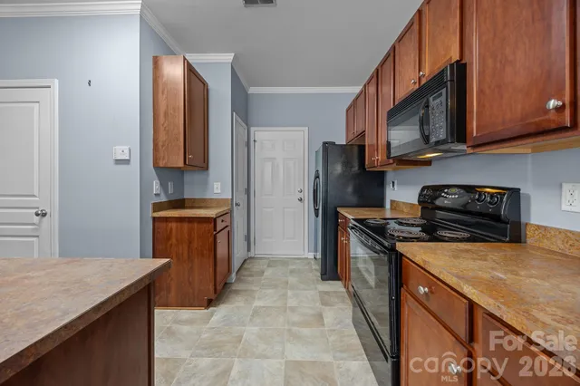 $325,000 | 4721 David Cox Road, Charlotte, NC 28269