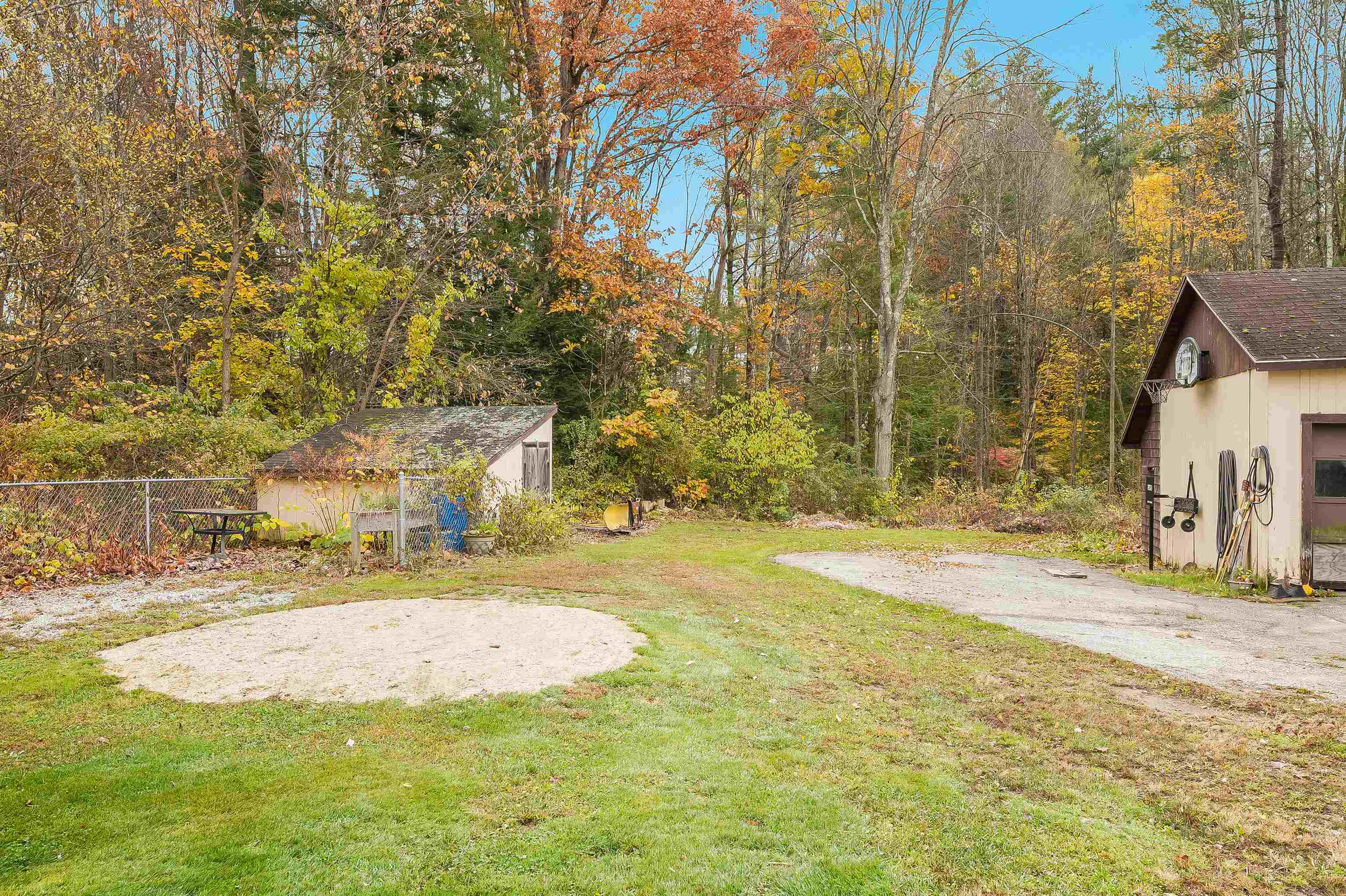 44 Osgood Road Milford, NH 03055 - Photo 7 of 37