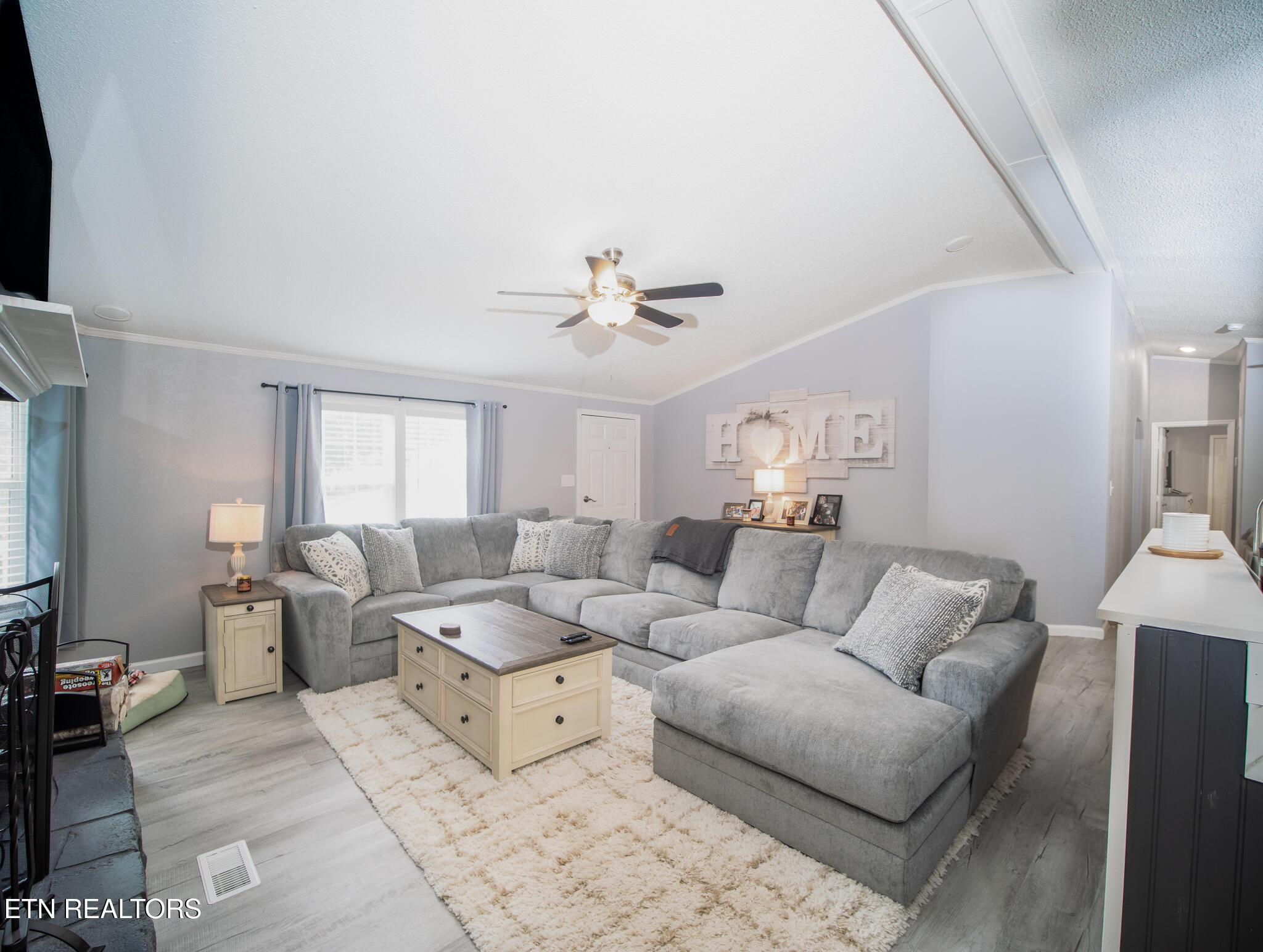 167 Cheyenne Lane Powell, TN 37849 - Photo 8 of 33 JeremyPitts-3