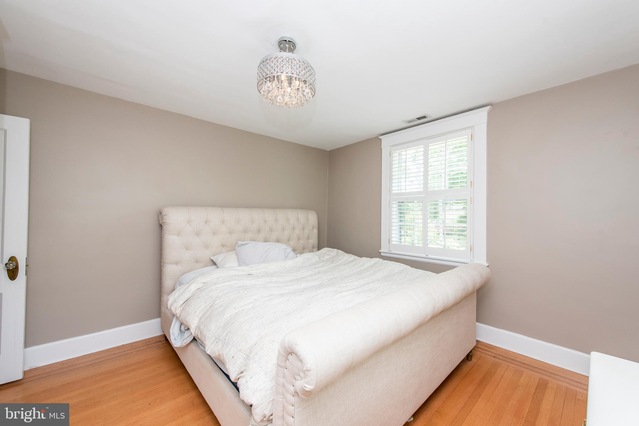 609 Stoneleigh Road Baltimore, MD 21212 - Photo 34 of 46 Bedroom 2