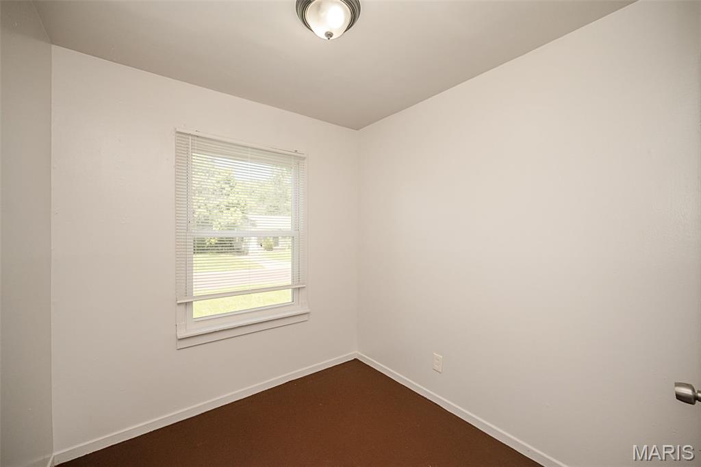 428 Crawford Road St. Louis, MO 63137 - Photo 16 of 30 Gallery Image 16