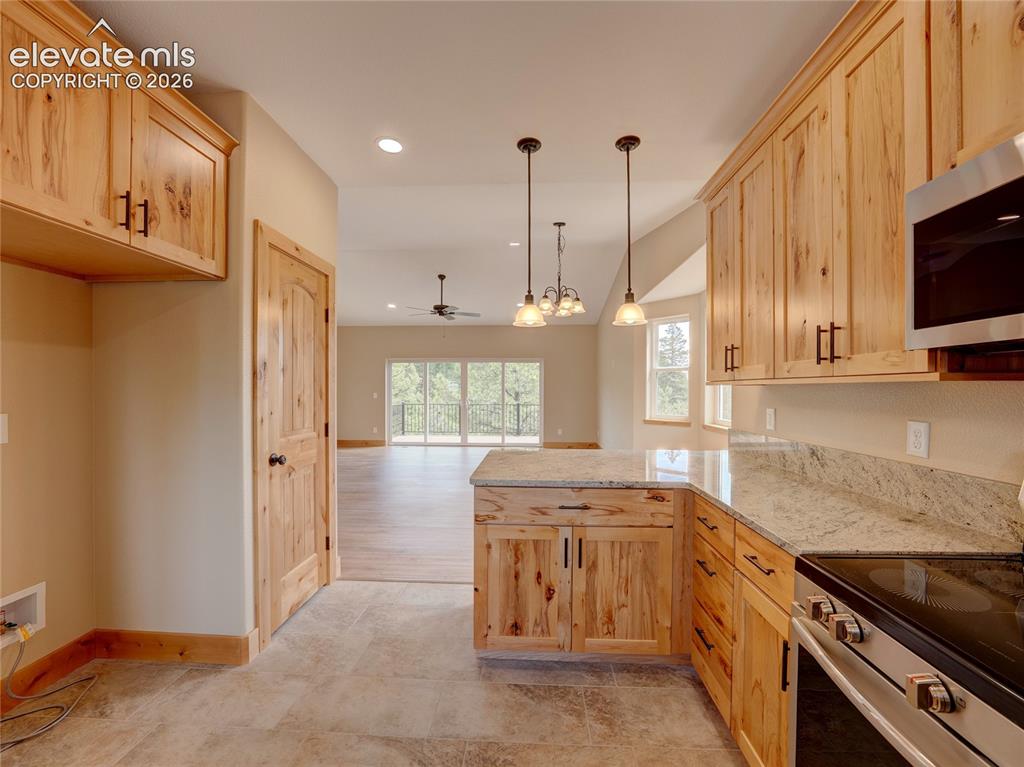 748 Pinewood Road Florissant, CO 80816 - Photo 23 of 46