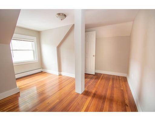 514 Newbury Street Springfield, MA 01104 - Photo 14 of 16 Gallery Image 14