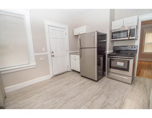 514 Newbury Street Springfield, MA 01104 - Photo 7 of 16 Gallery Image 7