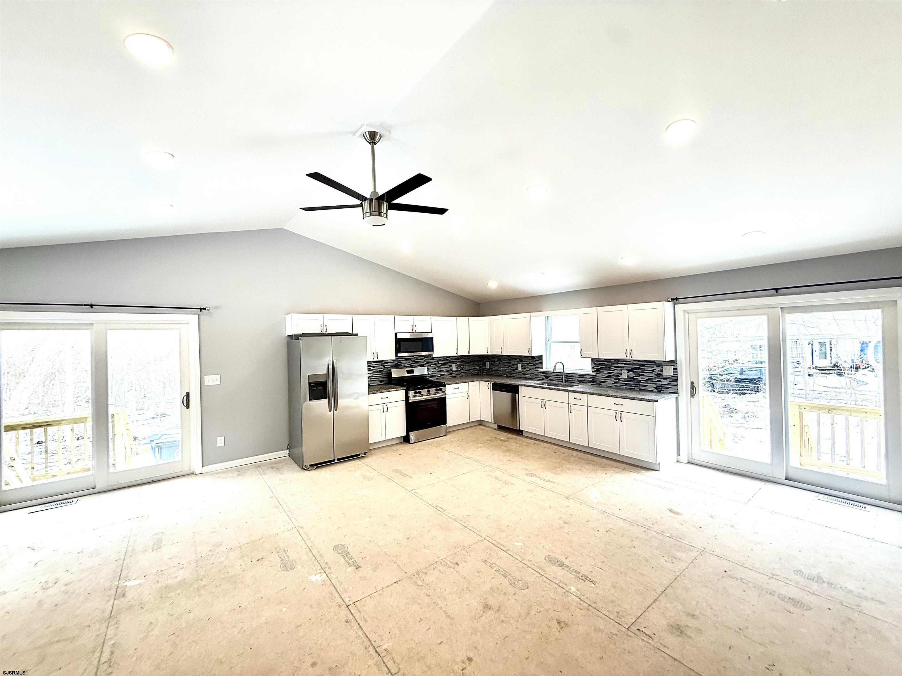 607 Sea Ranch Avenue Mays Landing, NJ 08330 - Photo 3 of 5