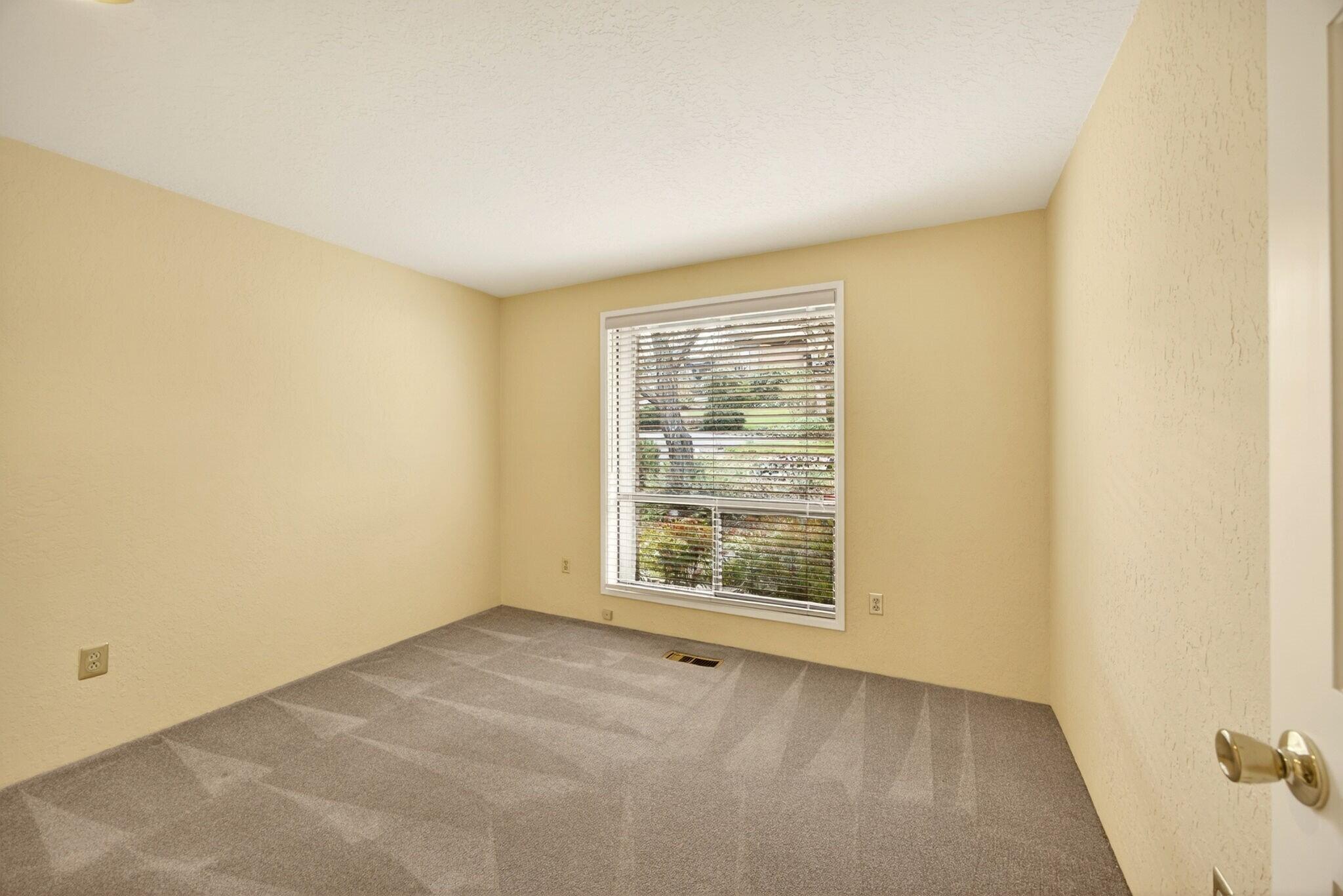 2585 Freedom Way Medford, OR 97504 - Photo 42 of 66