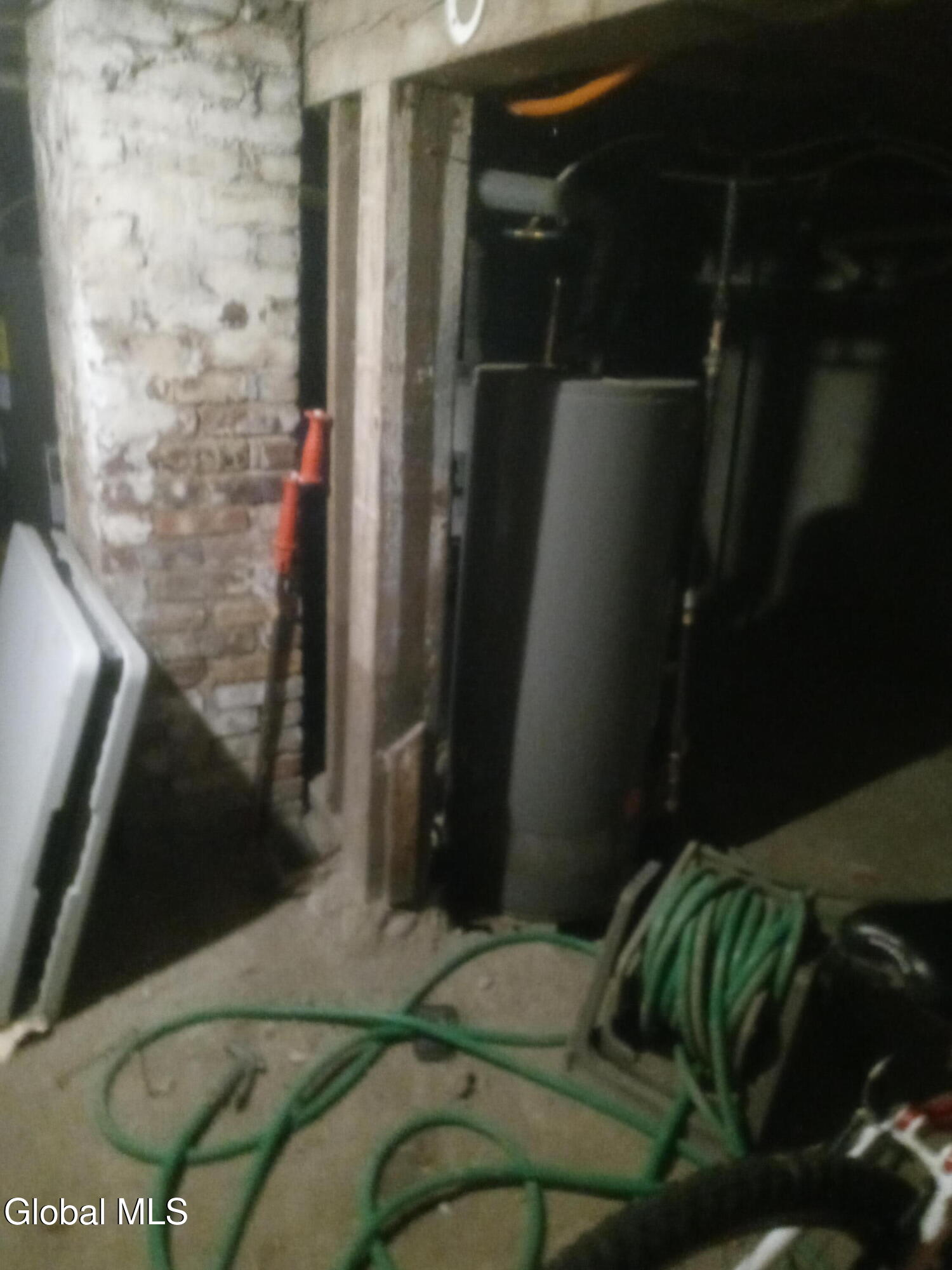 345 3rd Street Albany, NY 12206 - Photo 15 of 17 20251009_104134