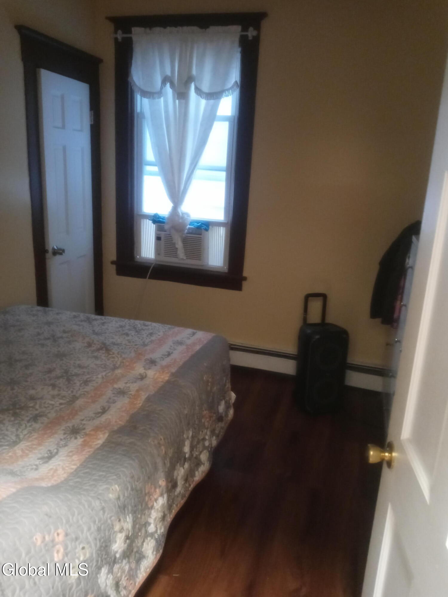 345 3rd Street Albany, NY 12206 - Photo 4 of 17 20251009_103947