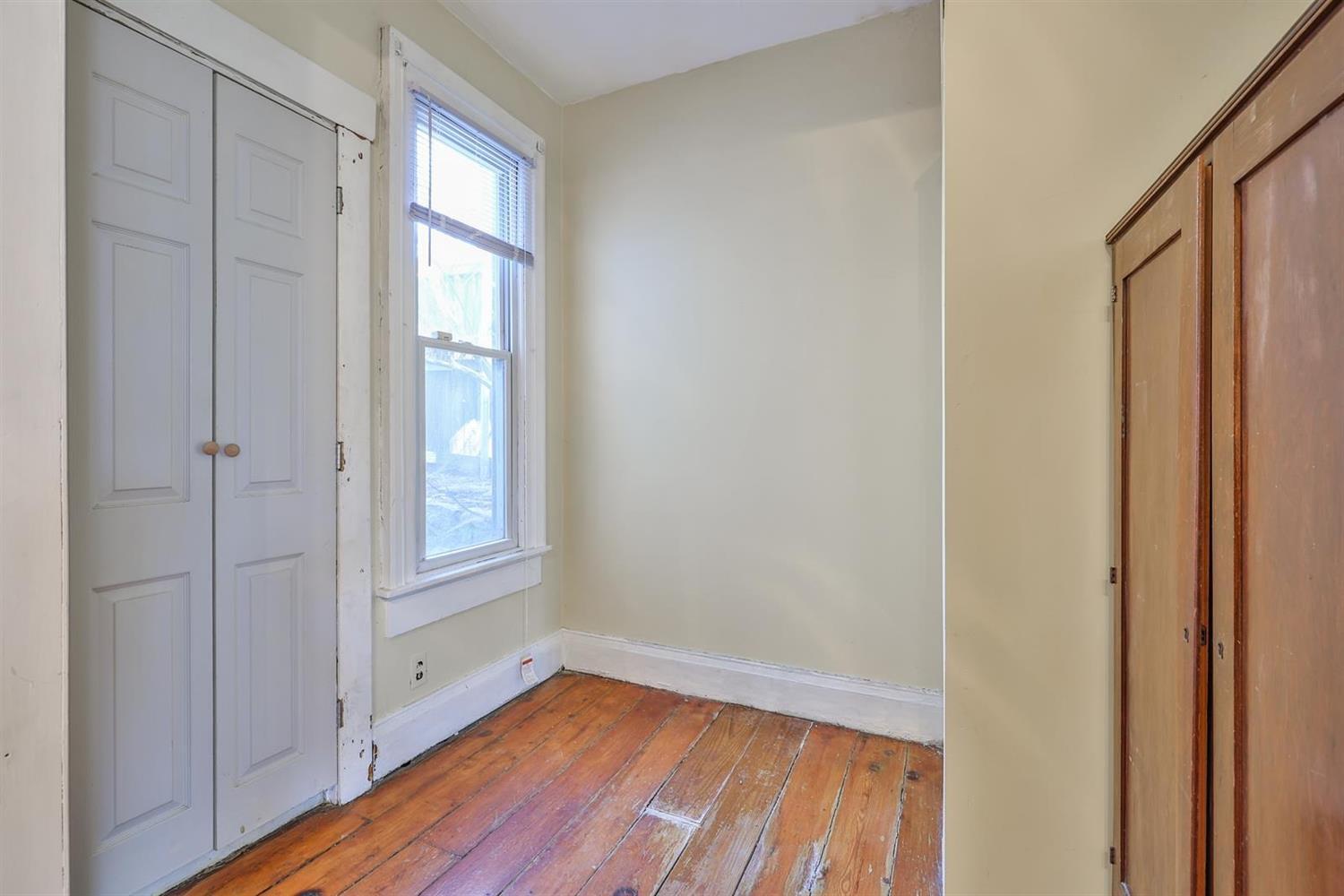 620 Riddle Road Cincinnati, OH 45220 - Photo 19 of 21 Gallery Image 19