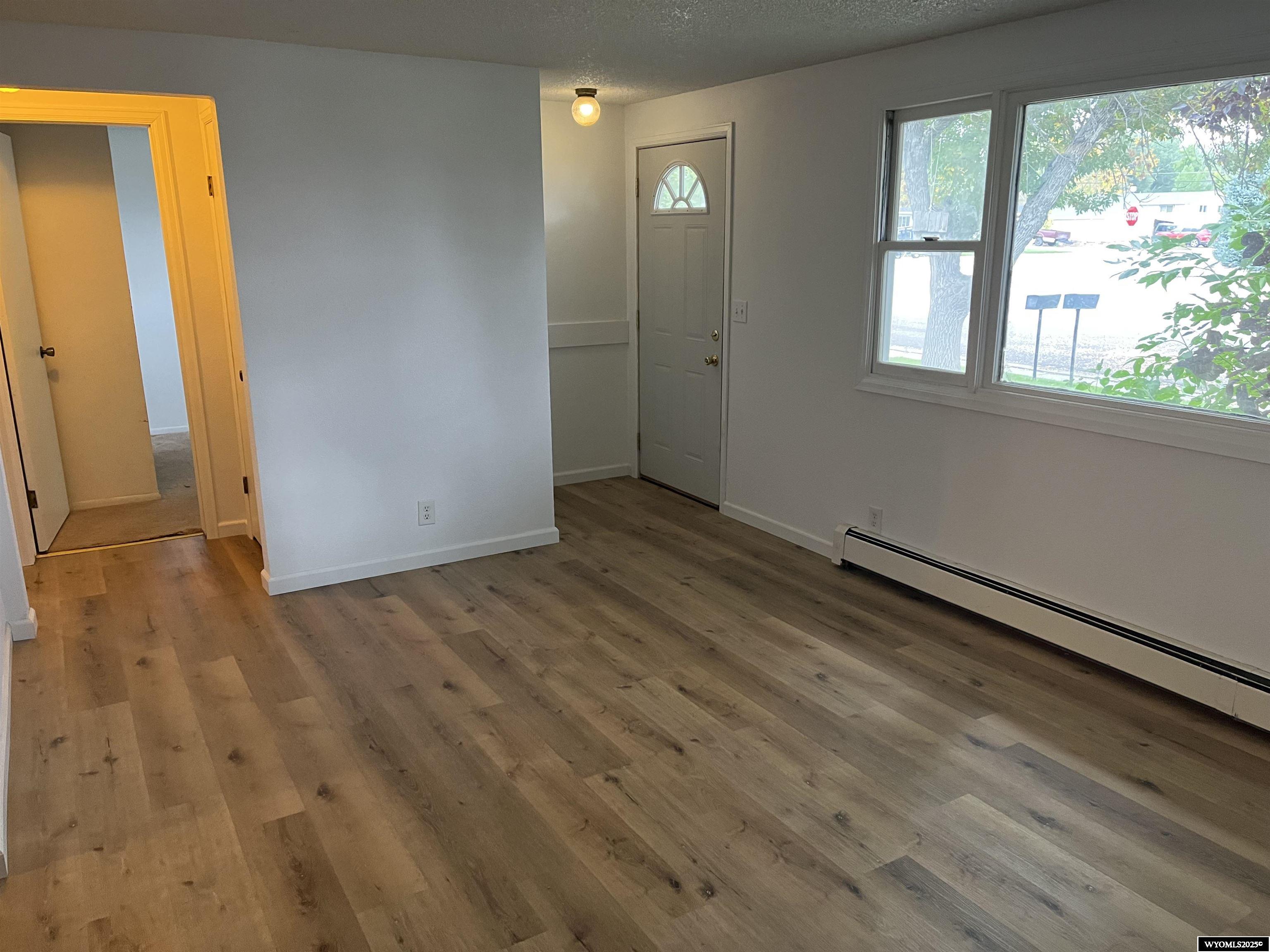 700 South 10th Street Douglas, WY 82633 - Photo 7 of 18