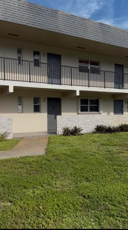 $1,900 | 8001 Fairview Drive, Unit 106, Tamarac, FL 33321