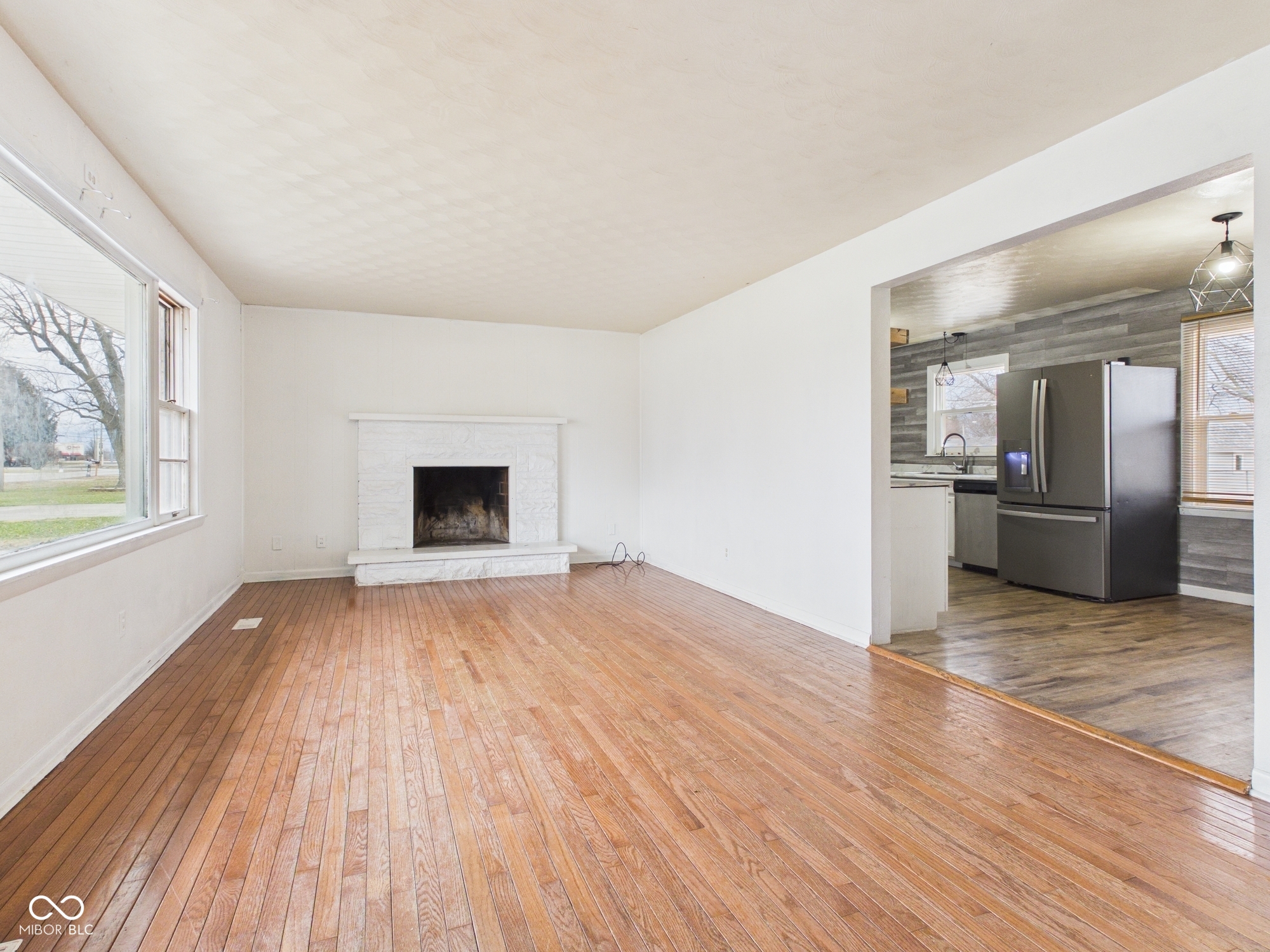 2019 Charles Street Anderson, IN 46013 - Photo 5 of 30