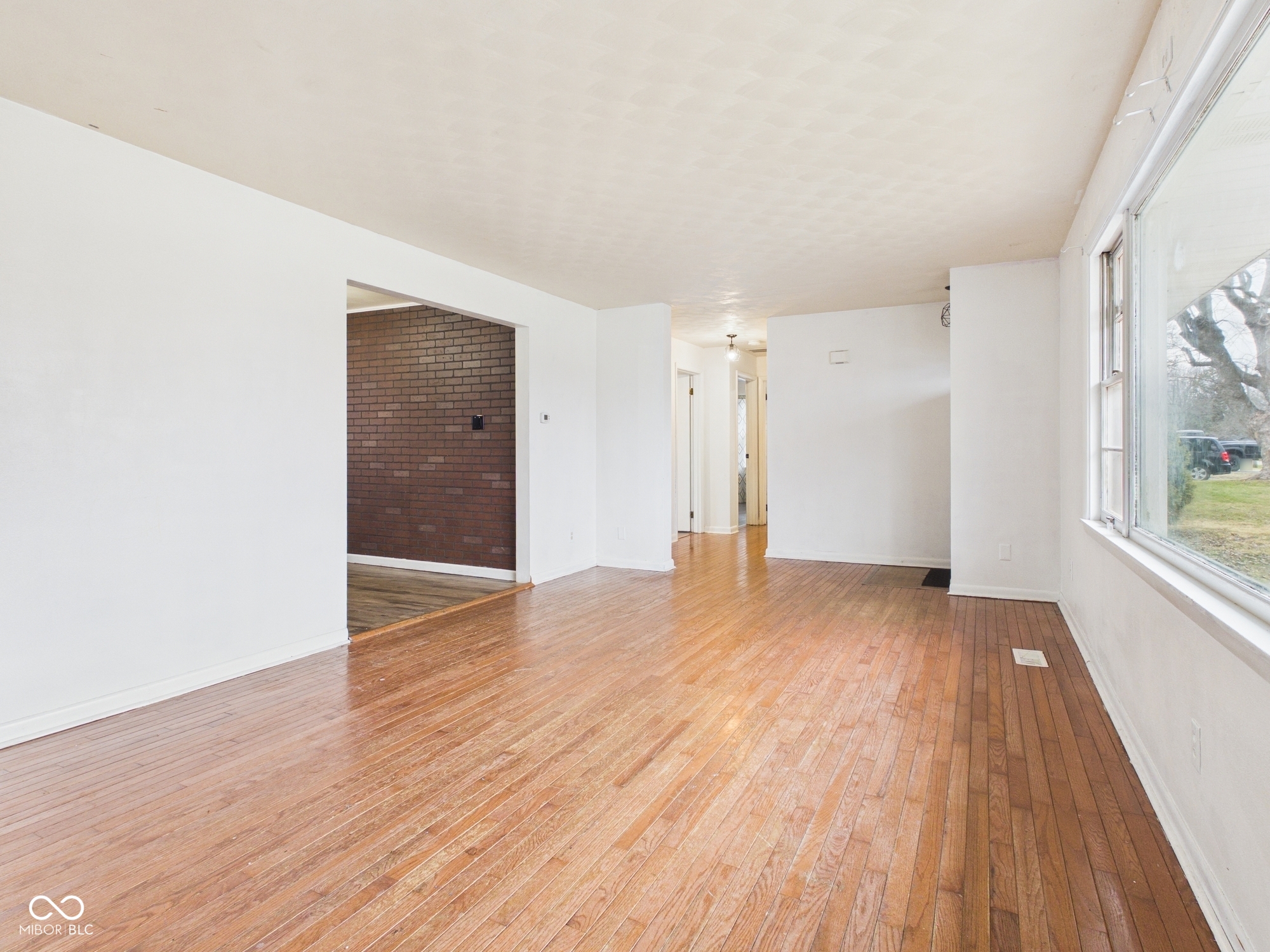 2019 Charles Street Anderson, IN 46013 - Photo 6 of 30